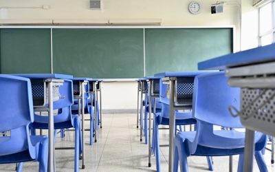 教育局宣布周二周三停課