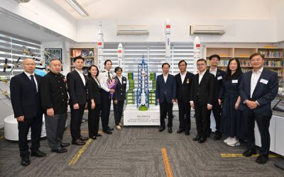 全國勞模代表團與市民交流